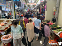 추석 대목 북새통 이룬 광주 말바우시장