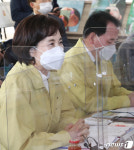 금산중앙초등학교 방문한 유은혜 부총리