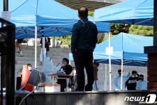 코로나19 검사 받는 대진고 학생들