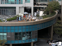 울산 주상복합 화재 발화점 3층 나무데크…인화물질은 못찾아(종합)