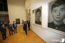 ACC 전시 둘러보는 문체위