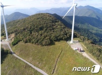 평창 청옥산에 ‘무장애길’…목재데크 깔고 전망대‧쉼터도