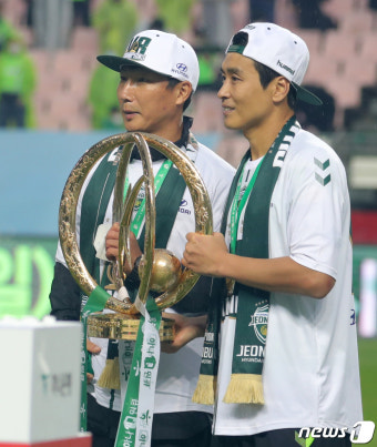 전북, 모라이스 감독과 결별…차기 사령탑은 김상식 코치 유력