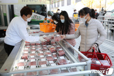 한우 직거래 장터, 거리두며 구입해요