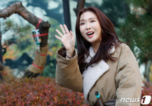 조이현 밝은 미소