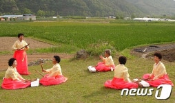 마음껏 다듬이 두드릴 공연의 봄날은 언제나 오려나