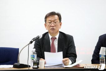 野 추천한 석동현 변호사 