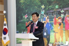 국립나주숲체원 개원식 환영사 하는 한국산림복지진흥원장