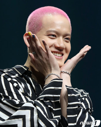 비투비 포유 프니엘 '따라갈 수 없는 귀여움'