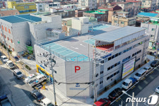 수원시, 매탄2동 공영주차장 개장…차량 70대 주차