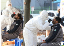 외국인 근로자 4000여명 선제적 코로나19 검사 중인 천안시