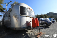 용도 알 수 없는 가스통까지 몸살 앓는 대구스타디움