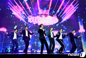 방탄소년단 '무대를 지배하는 자'