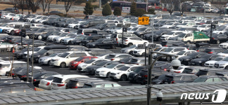 빈틈 없는 김포공항 주차장