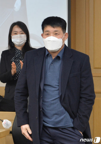 '이춘재 8차 사건' 누명 벗은 윤성여씨