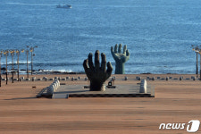 코로나19와는 상생할 수 없다, 해맞이 축전 취소