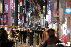 크리스마스 이브 명동거리