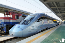 원주역 도착한 KTX 이음 열차