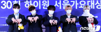 TXT, 서가대 출격!