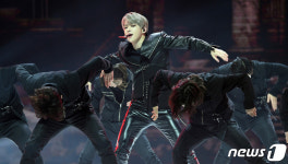 강다니엘 블랙 카리스마