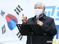 전광훈 목사, 사랑제일교회 앞 기자회견