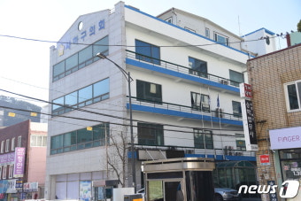 부산 사하구의회 의장, 본인 불신임안 '셀프차단' 논란