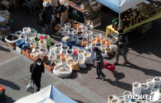 설 앞두고 찾아온 5일장