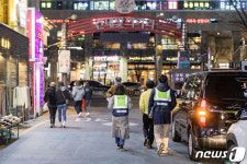 광진구, 건대입구 일대 합동점검…음식점 51곳 위반사항 적발