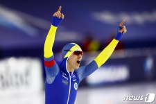 스웨덴 닐스 판데 풀, 스피드스케이팅 男 10000m 세계신기록