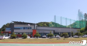 진안군 국민체육센터 재개관…헬스장·에어로빅실 증축