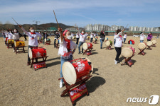 신명나는 장구 공연