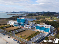 신안군 한국섬진흥원 유치 선언…목포시와 본격 경쟁