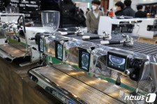 빵과 커피 대구에 모여