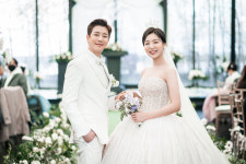 제니♥김수빈 결혼식 공개…가비엔제이·먼데이키즈 축하 속 백년가약