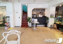 애견카페·놀이터에 미용·호텔까지…펫티즈, 미미에토에 문 열어
