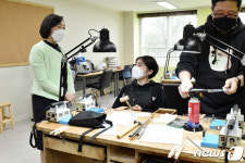 학교밖청소년지원센터 찾은 김경선 여가부 차관