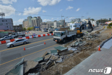포항 학산 생태천 복원 공사 시작