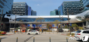 [개발자 쟁탈전]② 판교역 이직의 다리를 아시나요?