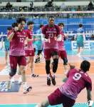 득점에 기뻐하는 대한항공