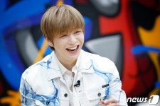 강다니엘, 멍뭉미 넘치는 미소