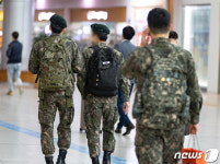 軍 장병 휴가 복귀시 부대시설 아닌 생활관 격리