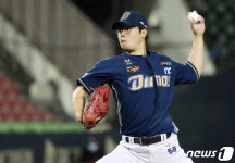 역투 펼치는 김영규