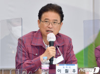 “농민들 판로 걱정말고 생산 매진해달라”…이철우 지사 성주방문