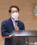 세그루패션디자인고 체육관 개관식 인사말 하는 조희연 교육감