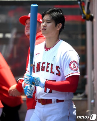 '홈런 몰아치기' 오타니, 마쓰이 MLB 월간 최다 홈런 기록 경신 노린다