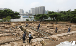 경복궁 내 정화시설 갖춘 대형 화장실 발굴