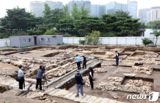 경복궁 내 정화시설 갖춘 대형 화장실 발굴