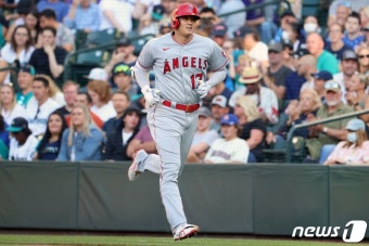 MLB 홈런 선두 오타니, 시즌 33번째 아치 '쾅'