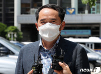 최원일 전 함장 '천암함 수장' 발언 논란 조상호 고소인 조사