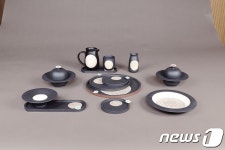 공주 공예‧관광기념품 공모전 대상에 스마트폰 케이스와 인화 식기세트